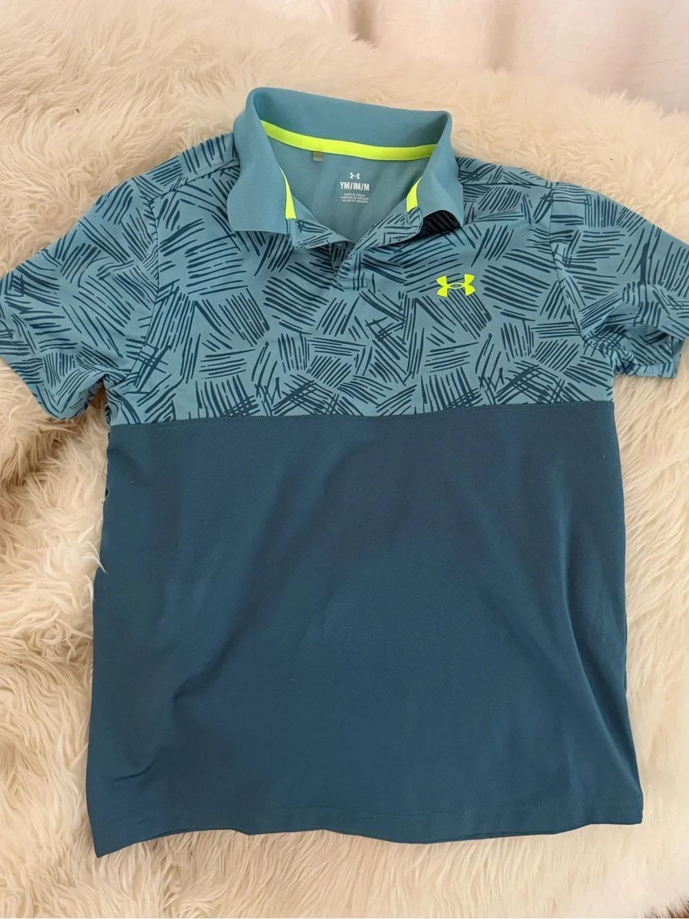Under Armour Boys' Teal Patterned Polo with Neon Logo
